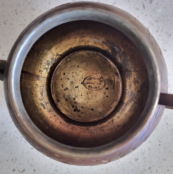 Vintage Hand-Engraved Copper Teapots – Set of 2 – Signed “SAR AHMET / GAZIANTEP” - Picture 9 of 9